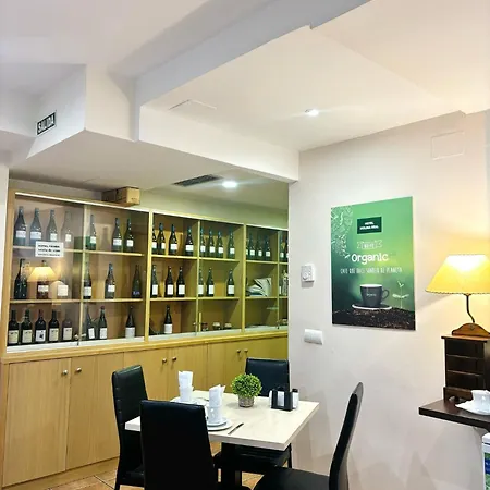 Hotel Molina Real-3
